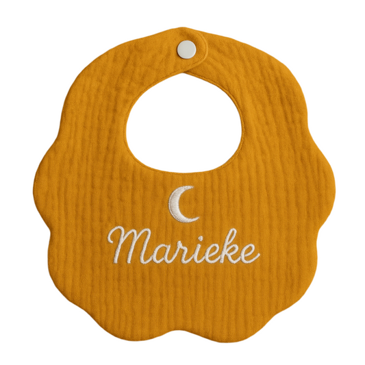 Slabbertje bloemvorm (gepersonaliseerd)